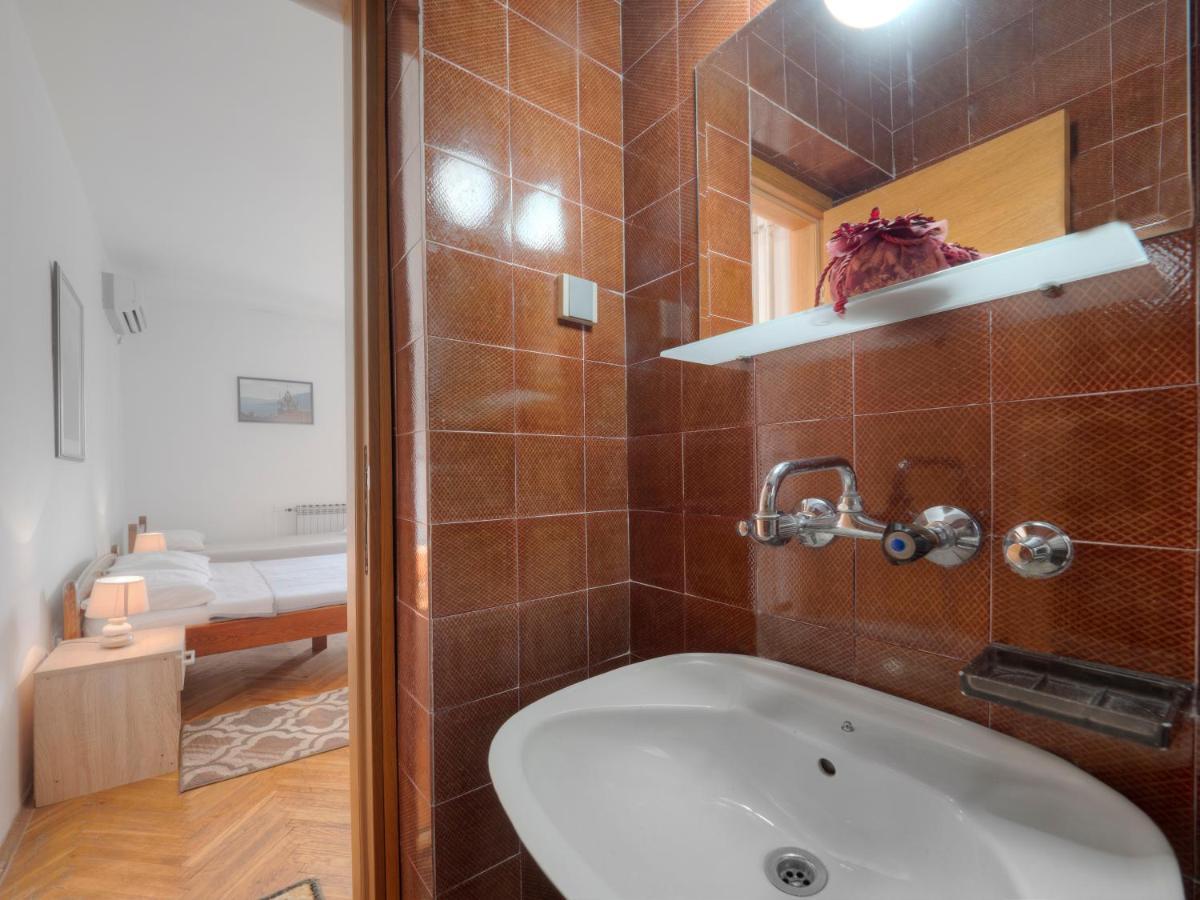 Guest House Madra Μπούντβα Εξωτερικό φωτογραφία